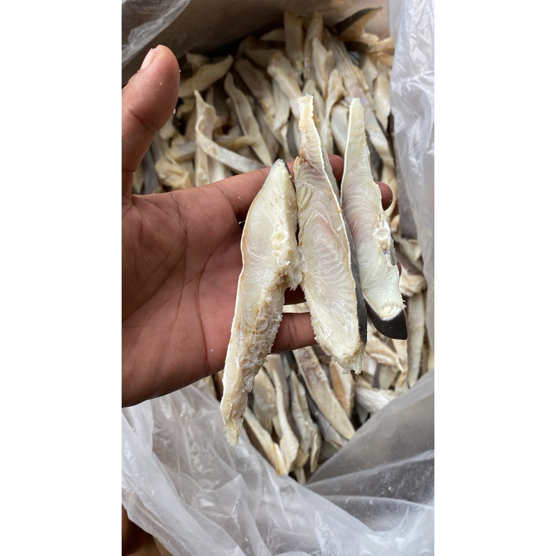 

ikan asin cucut potong bersih= 250g'500g'1 kg