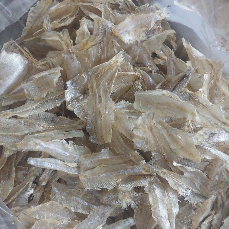 

ikan asin kipas tawar/pakang kualitas super dan premium