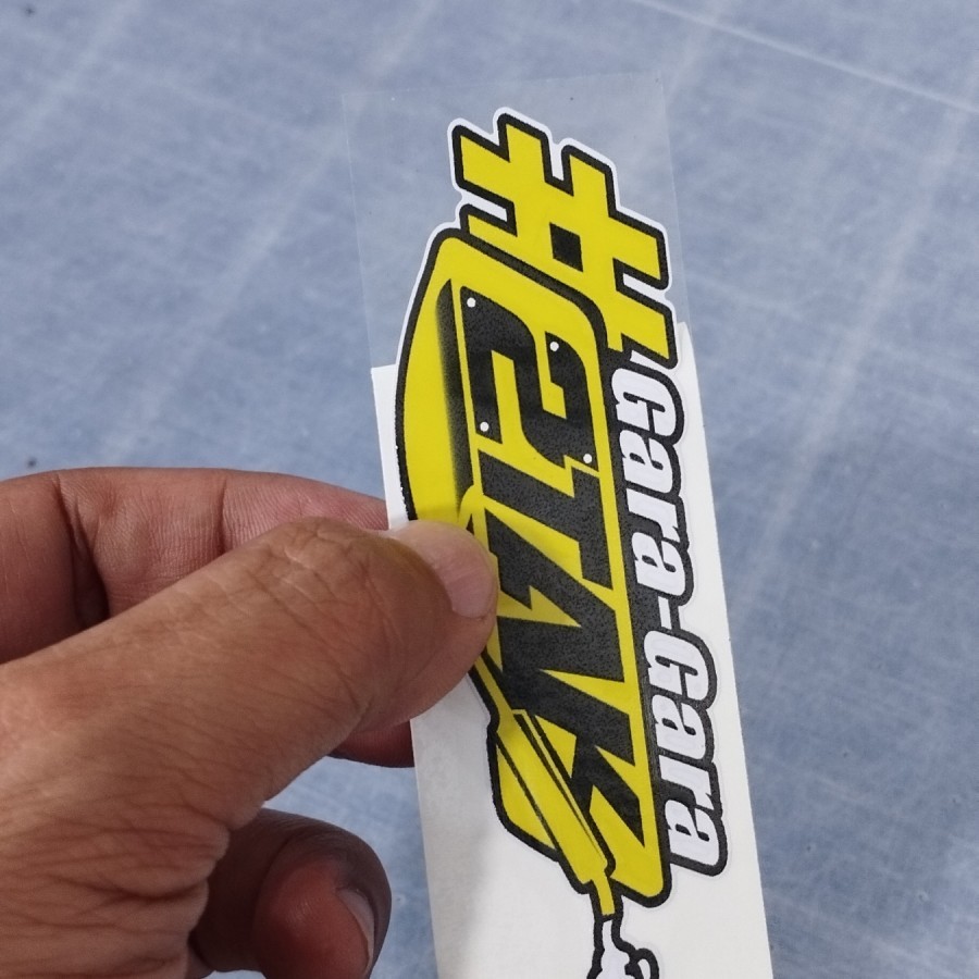 

Cetak Stiker Vinyl RDS Masking Tinta UV Gell - Stiker dipotong sesuai pola plus masking dan dipotong kotak per stikernya
