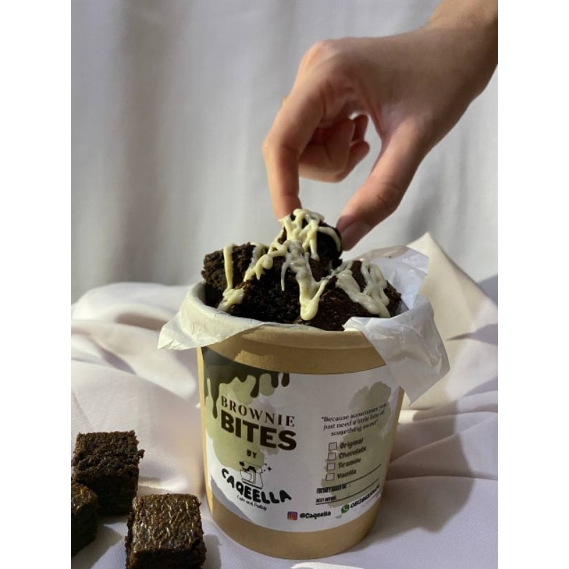 

BROWNIE BITES by Caqeella | Brownies Panggang | Hampers