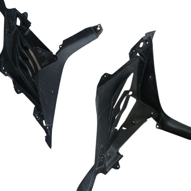 fairing bagian dalam kanan honda cbr150r facelift tahun 2016-2017 k45 ok