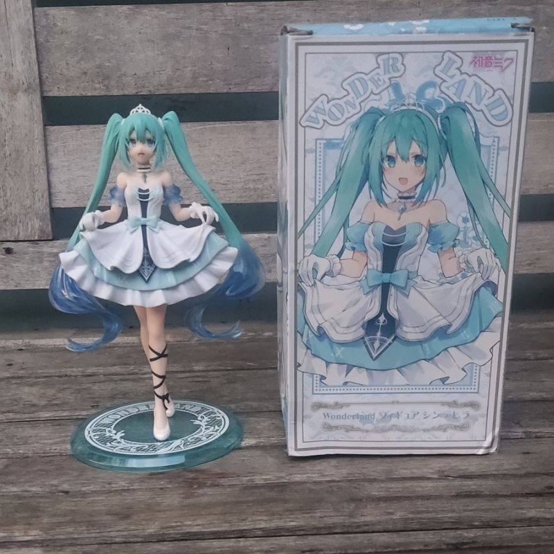 [GANTI KE JNT] Hatsune miku taito figure wonderland cinderella figur official original ori preloved 
