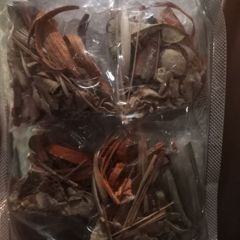 

Wedang Uwuh - 1pack 6 pcs