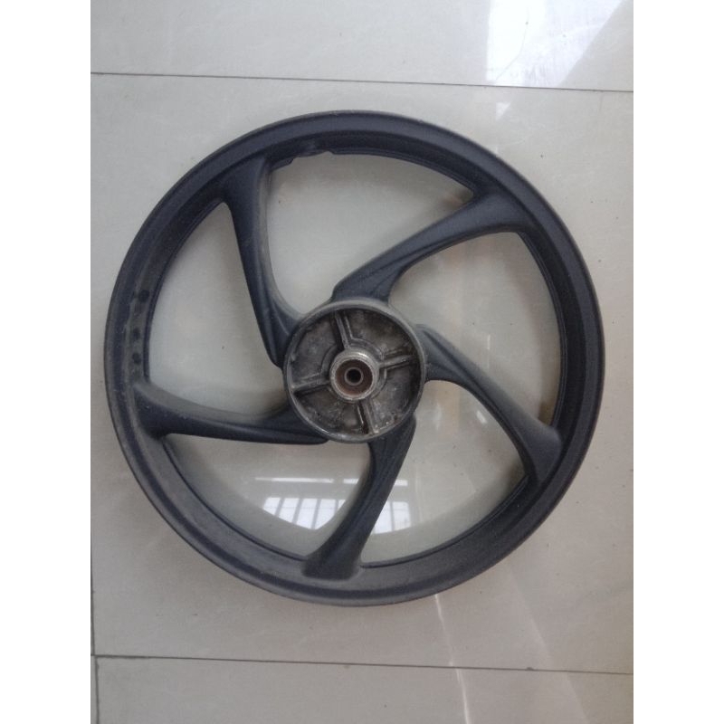 velg pelek pelk belakang suzuki smash Titan Axelo original