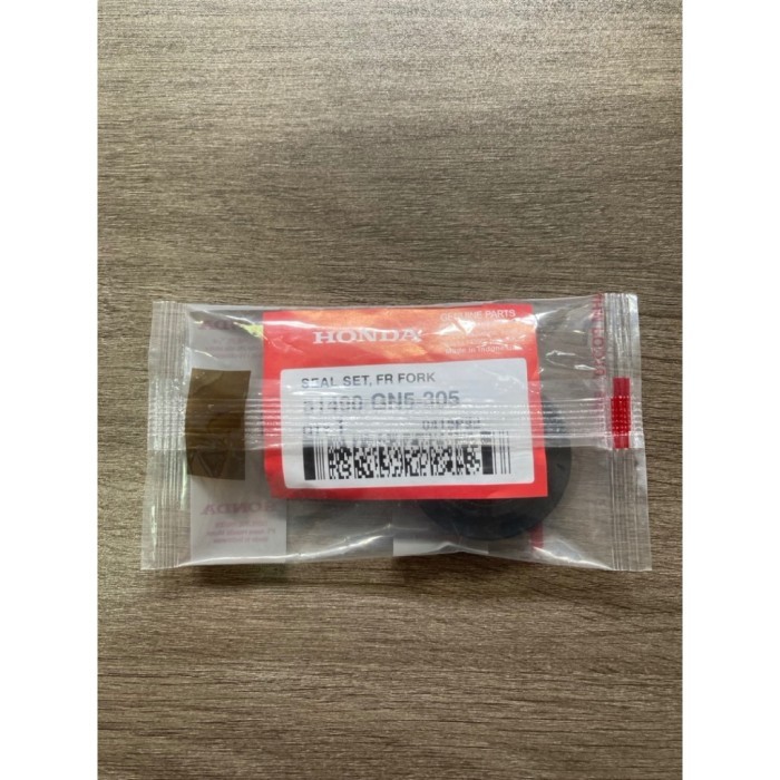 51490GN5305 SEAL SHOCK BEBEK DEPAN 26-37-10 + TUTUP ORIGINAL AHM