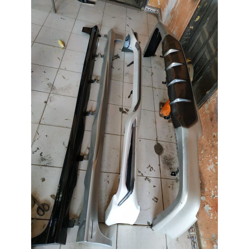 bodykit ertiga tahun 2019 fullset