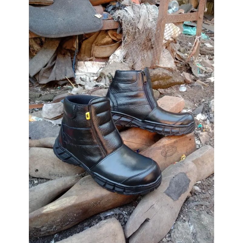Sepatu Safety DUBAI Cetah Sepatu Kulit Boot Ujung Besi