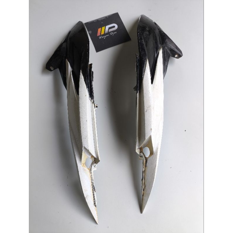 cover body belakang kanan kiri  vario 125 old Original Second
