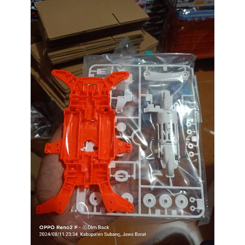 Tamiya Chassis Casis MA ABS Resin Fluorescent Orange Oren + Gearbox MA Putih