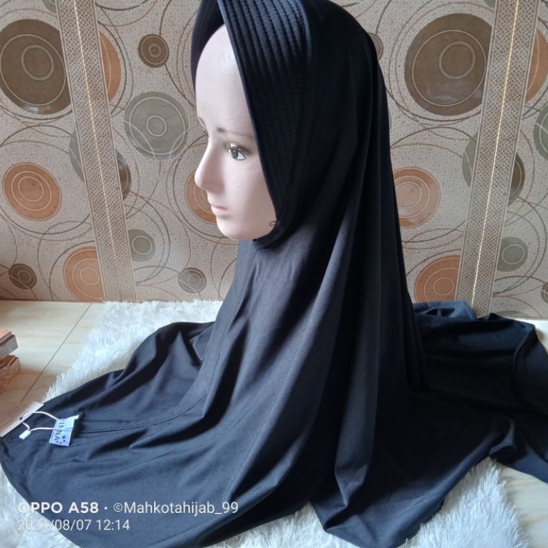 Hijab bergo Hamidah Jersey  size M by Arina