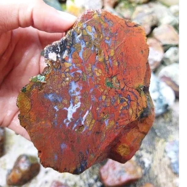 LEMPENGAN BATU PANCAWARNA KLAWING Super kode SP18