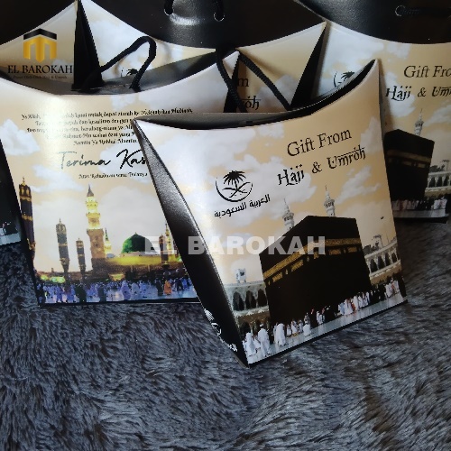 

Tas Souvenir Haji dan Umroh Terlaris Termurah Gambar Ka'bah Goodibag Paket 50Pcs