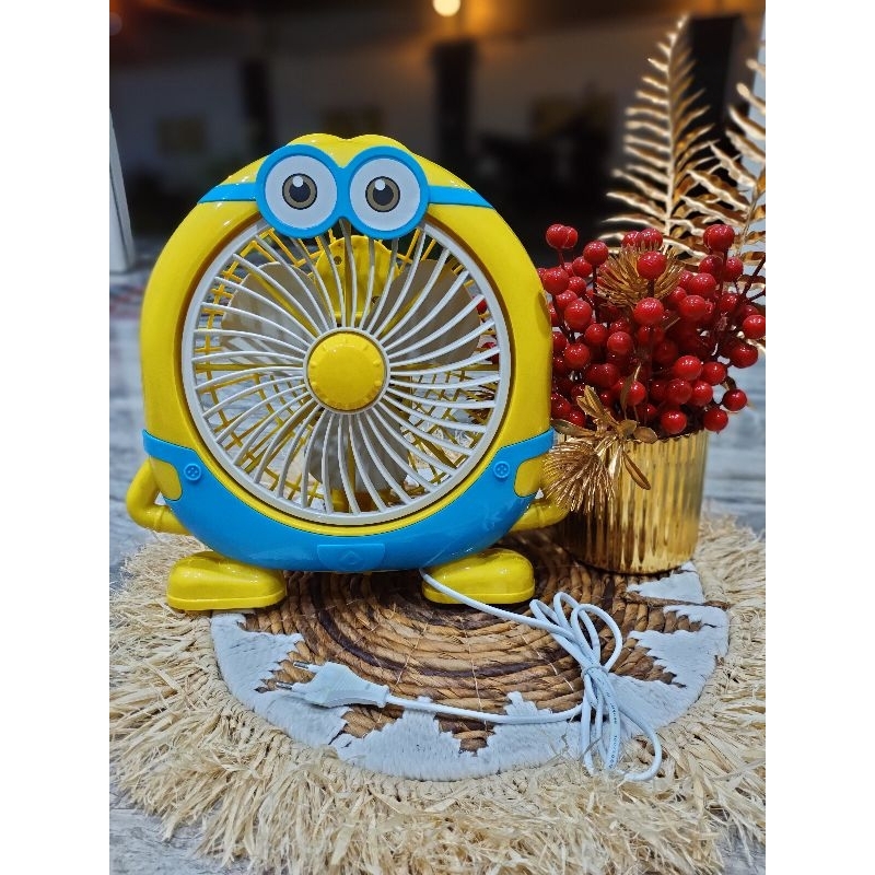KIPAS ANGIN MINI KARAKTER/KIPAS MEJA KARAKTER