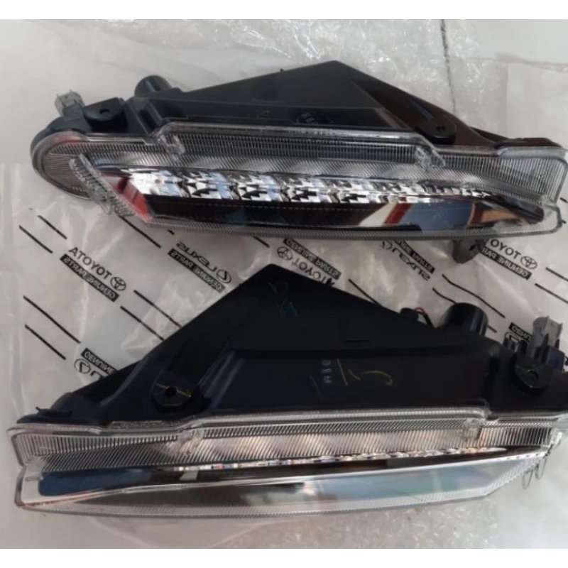 LAMPU DRL TOYOTA YARIS 2018,2019,2020