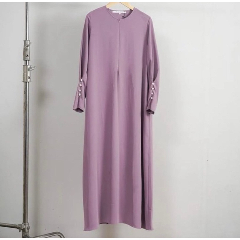 Preloved Sabeena Zahra Dress Elderberry bukan aljenna