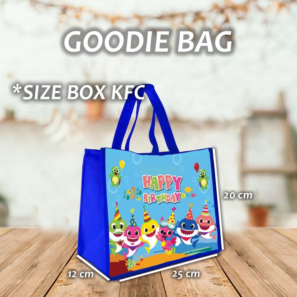 

Goodie Bag baby shark kode 4 Tas Ultah Souvenir Ulang Tahun Tasyakuran Aqiqah