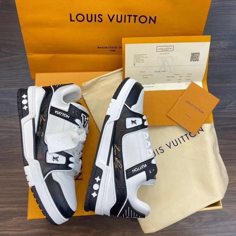 SEPATU SNEAKERS PRIA LOUIS VUITTON IMPORT BRANDED VIP