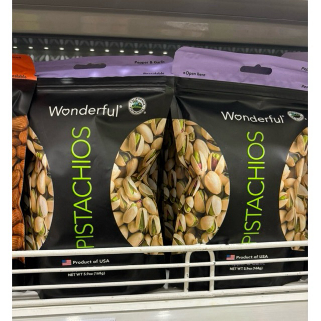 

WONDERFUL Nuts 168 gr & 300 gr kacang Wonderful import from USA