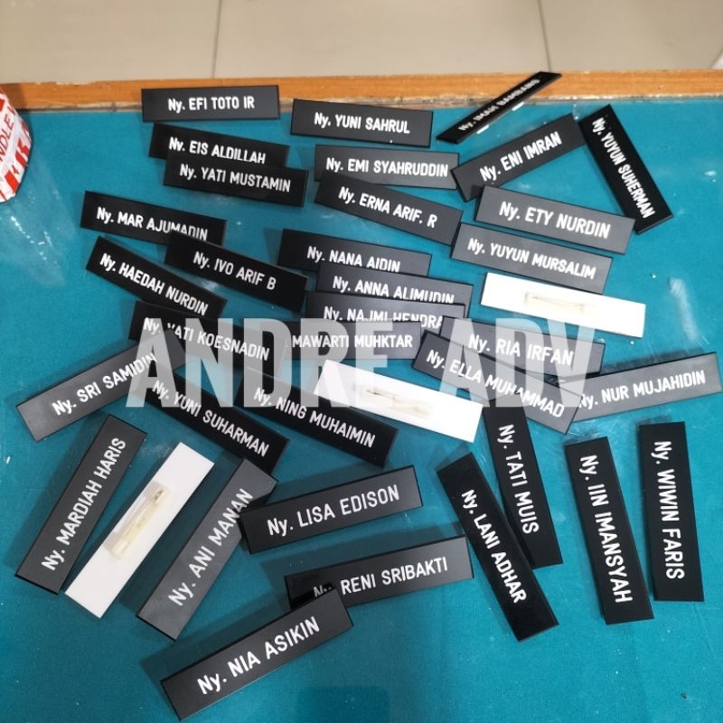 

name tag nama dada papan nama 2cmx8cm