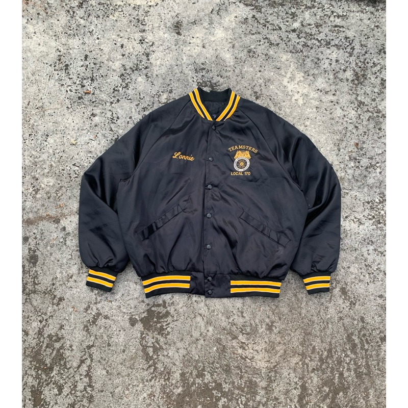 varsity vintage jaket