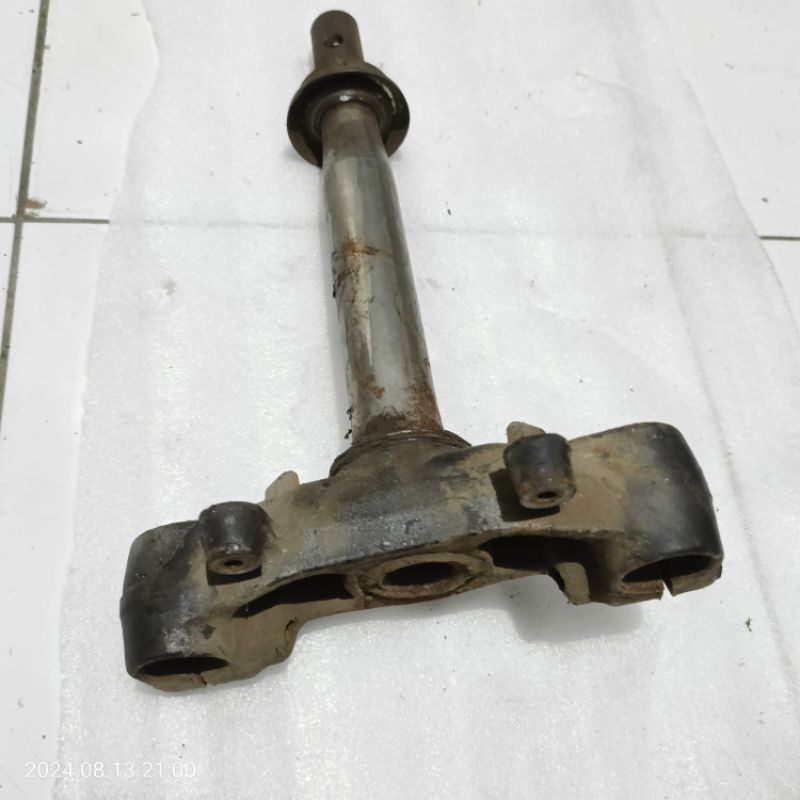 Segitiga T shock depan Honda Beat lama Beat pop Beat fi Original copotan l