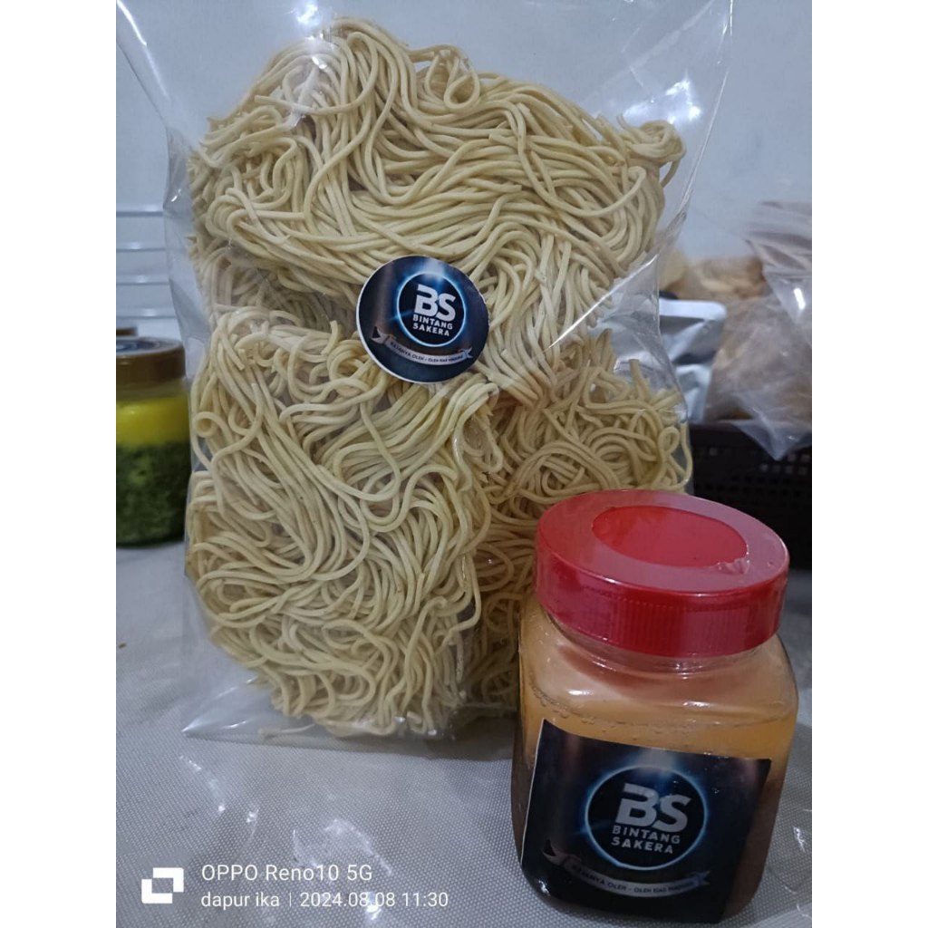

Paket Mie Nyinyir lengkap