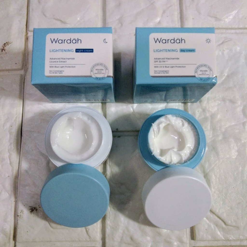 Wardah Lightening Day Cream 30 gr/Lightening Day Cream Wardah/Pelembab
