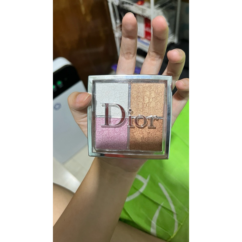 Dior Backstage Glow Face Pallete (baca deskripsi)