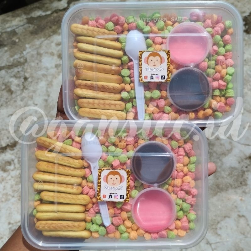 

Nyam Nyam + Biskuit Stick - Box 500ml Dapat Dua Saos Coklat Saos Strawberry Dengan Sendok