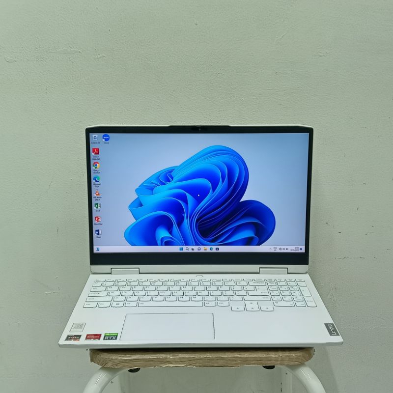 laptop Lenovo IdeaPad gaming 3 AMD Ryzen 7-6800H RTX 3050Ti ram 16gb/SSD 512gb fhd IPS 165Hz