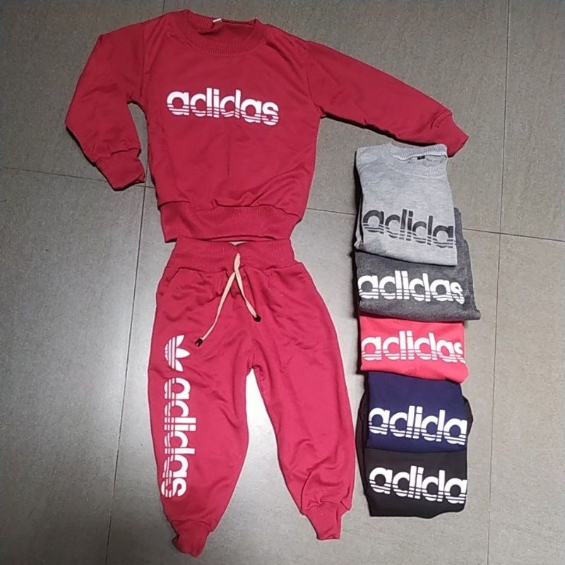 Training anak baju olahraga