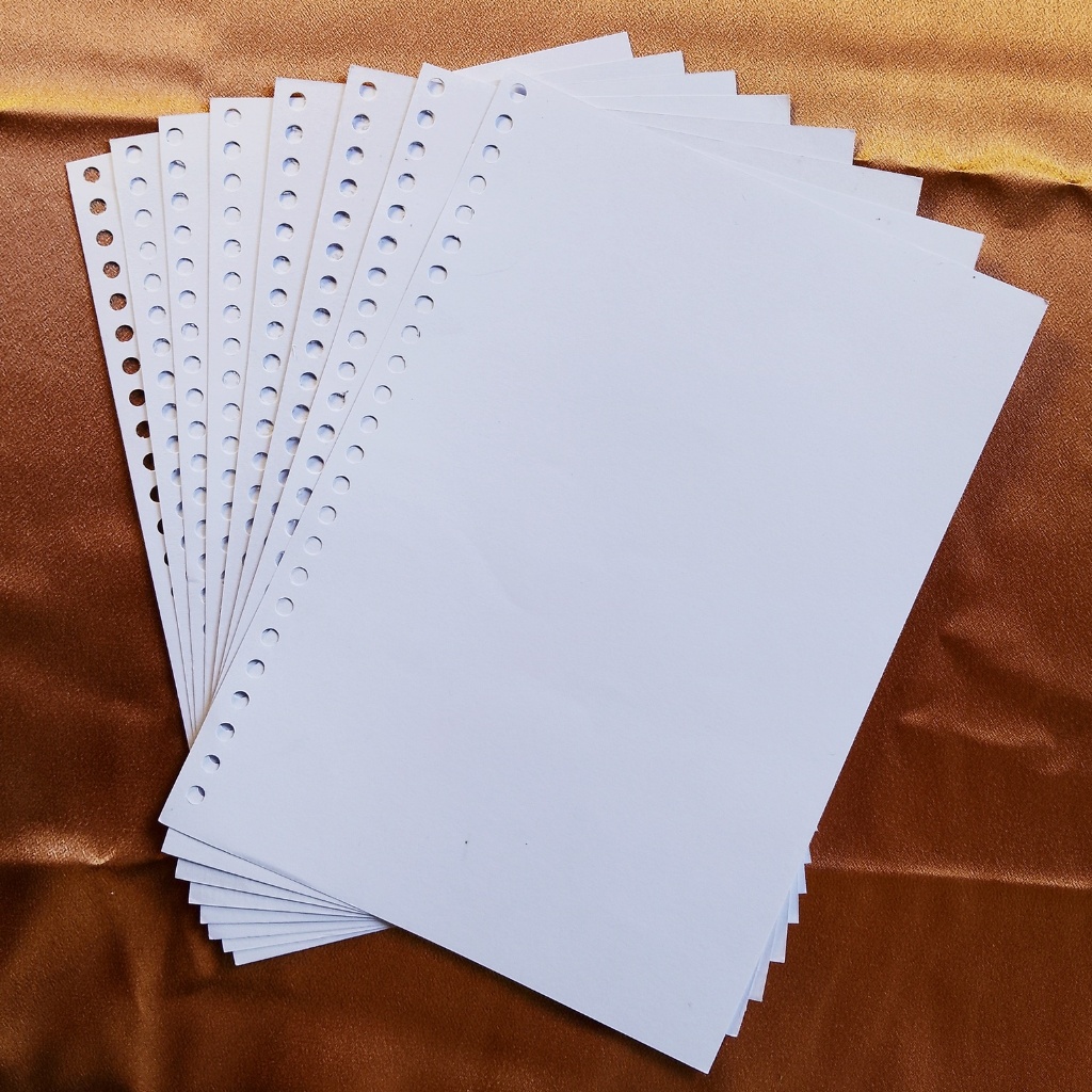 

[10pc PUTIH] Refill Binder Tebal Polos / Refill Pembatas Binder Kertas Notebook Isi Kertas Binder A5