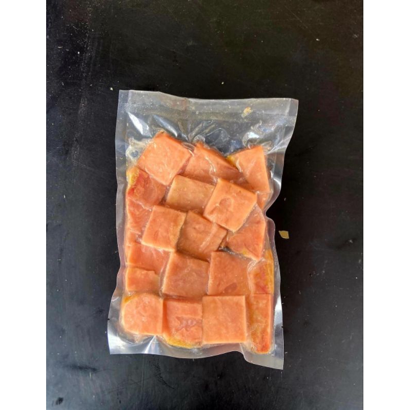 

salmon cube vacum