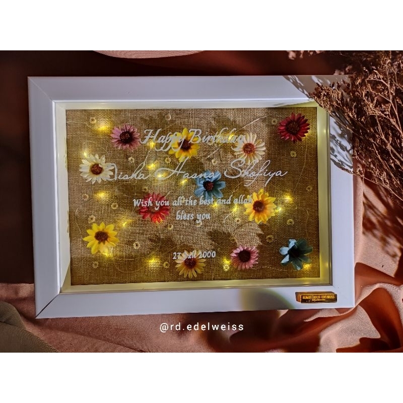 FRAME FLOWER/LATTERING FLOWER FRAME/FRAME TABURAN BUNGA 3D/FRAME 3D/HADIAH ULANG TAHUN/HADIAH PERNIK