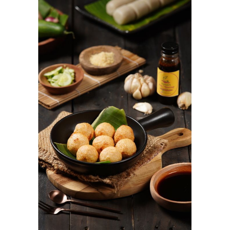 

PEMPEK BULAT / ADAAN ISI 10 IKAN TENGGIRI ASLI PALEMBANG