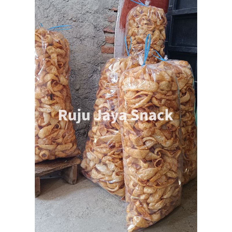 

(GRATIS ONGKIR) 500 GRAM KERUPUK RAMBAK KULIT KERBAU KHAS CIREBON