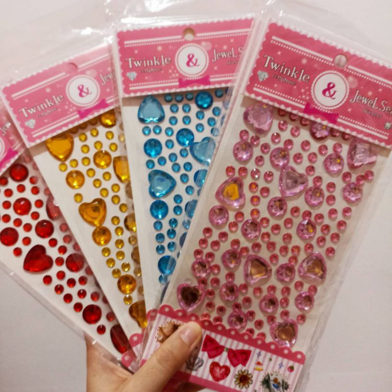 

Sticker Manik Love/ Stiker Heart Untuk Wajah/ Tempelan Timbul
