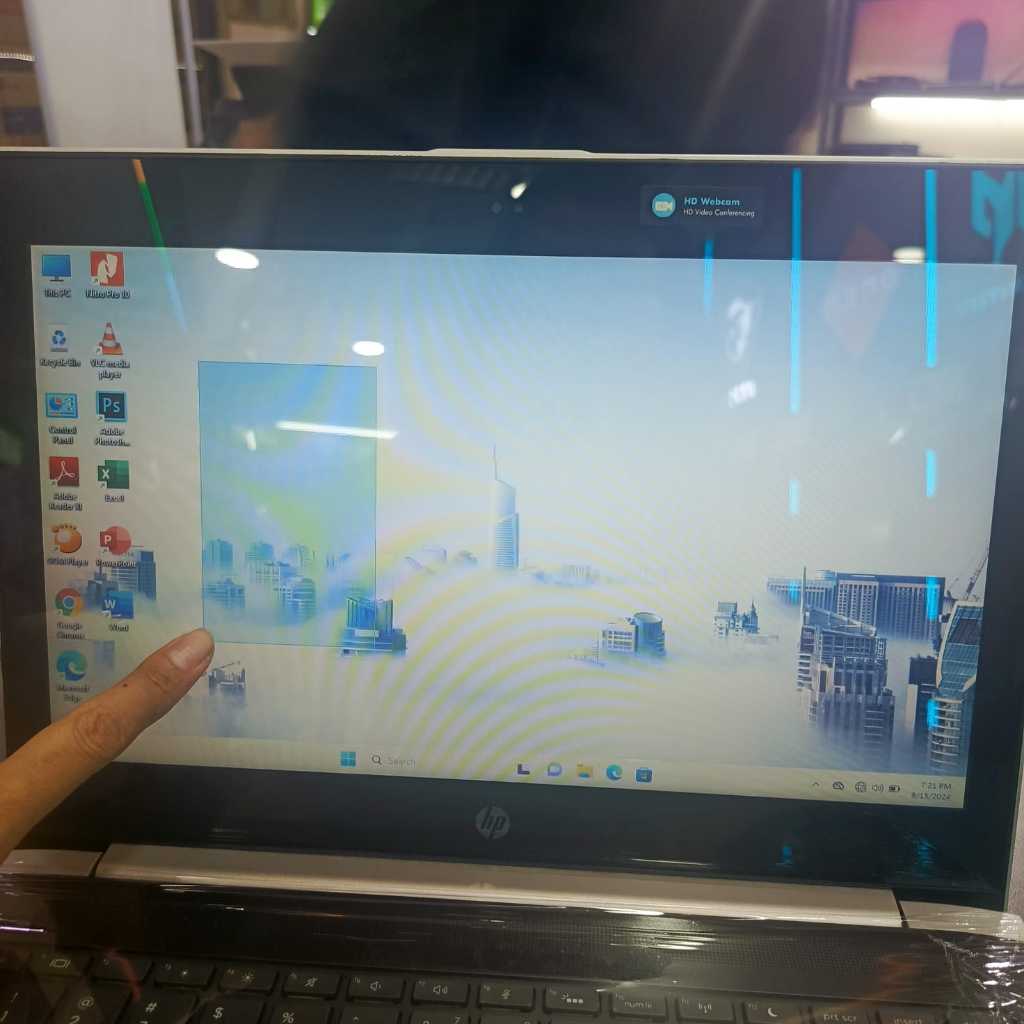 laptop leptop second touchscreen intel core i7 gen 8 memory ram 8gb ssd 256 gb