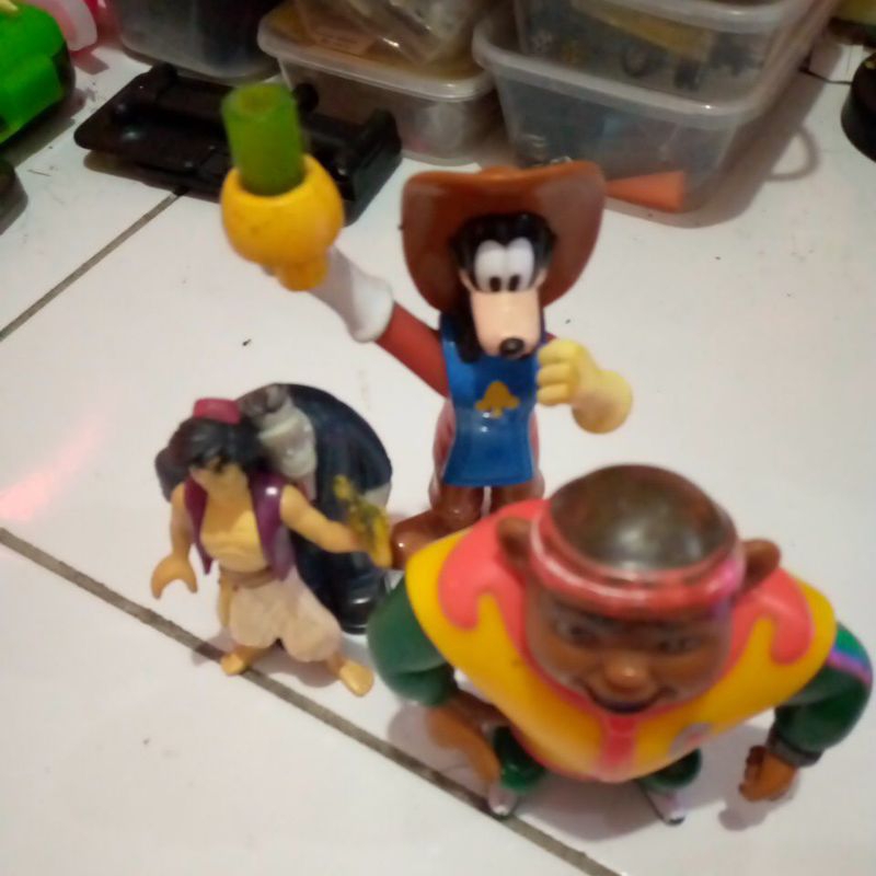 Mianan Figure Gopal ,Aladin danGuffy