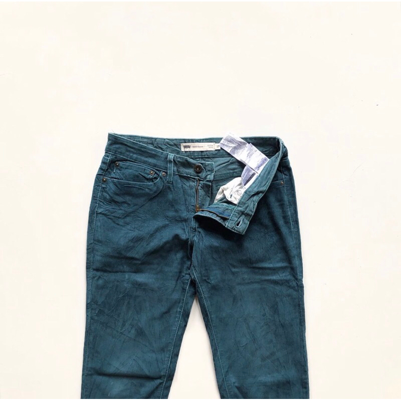 CELANA CORDUROY LEVIS