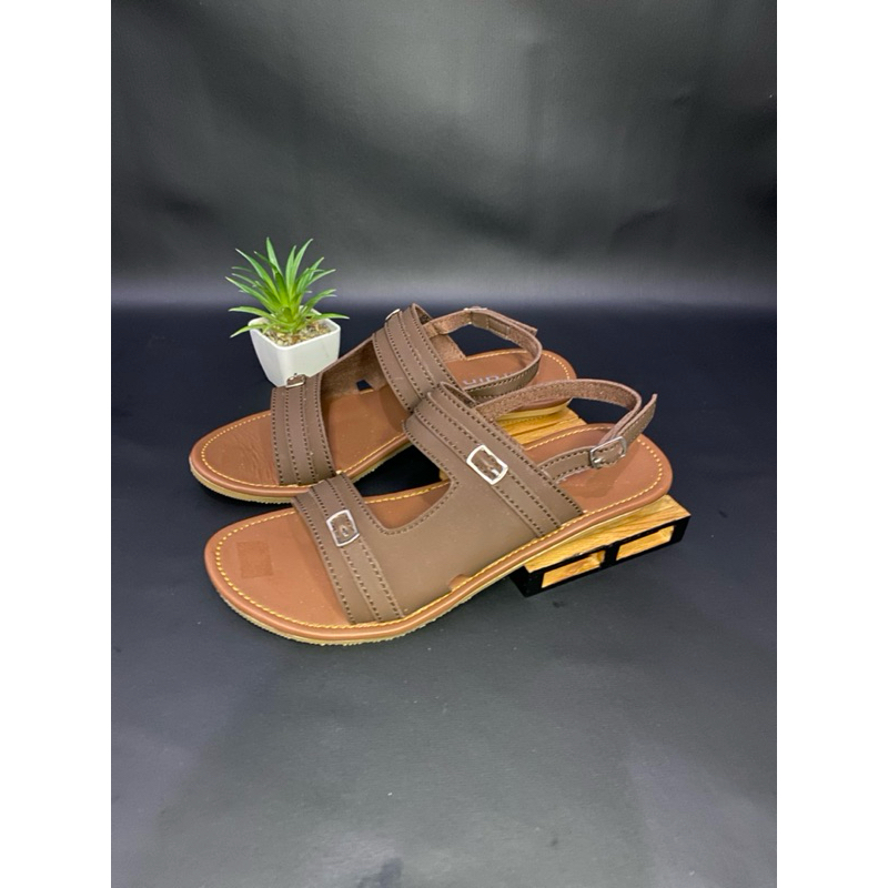 Sandal Tasik Wanita Gesper