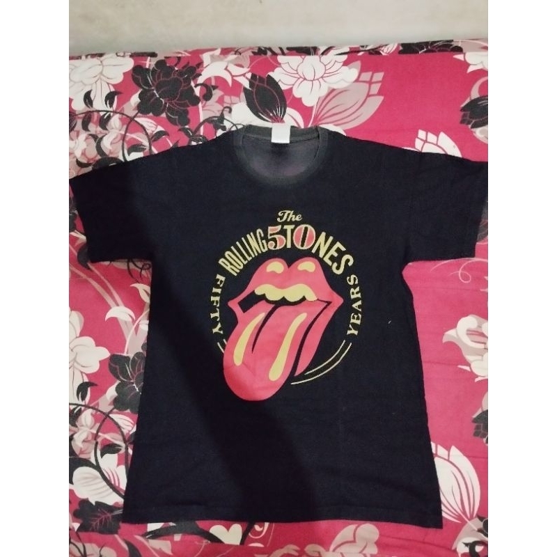tshirt kaos rolling stones bekas