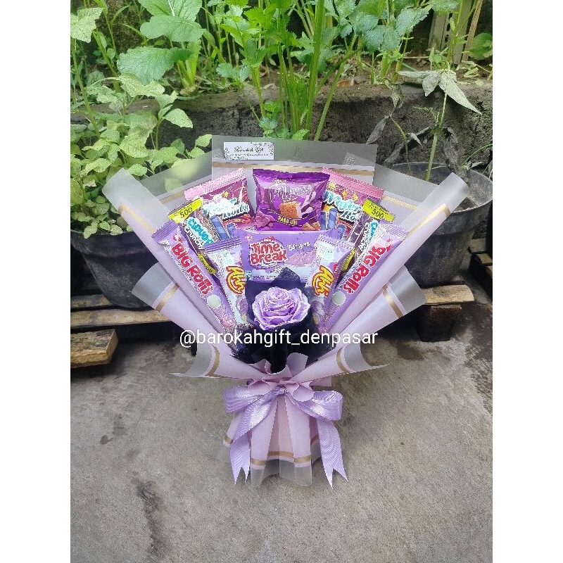 

Snack Bouquet mix Satin Artificial Flower