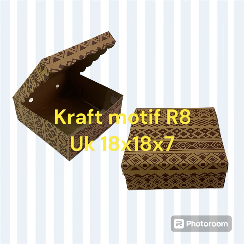

Dus nasi/kue kraft motif uk 18x18x7 tebal 350gram