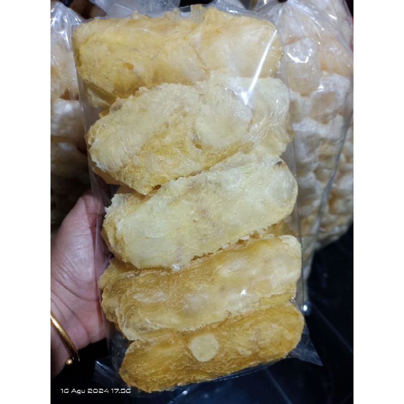 

singkongberbumbu khas pamekasan