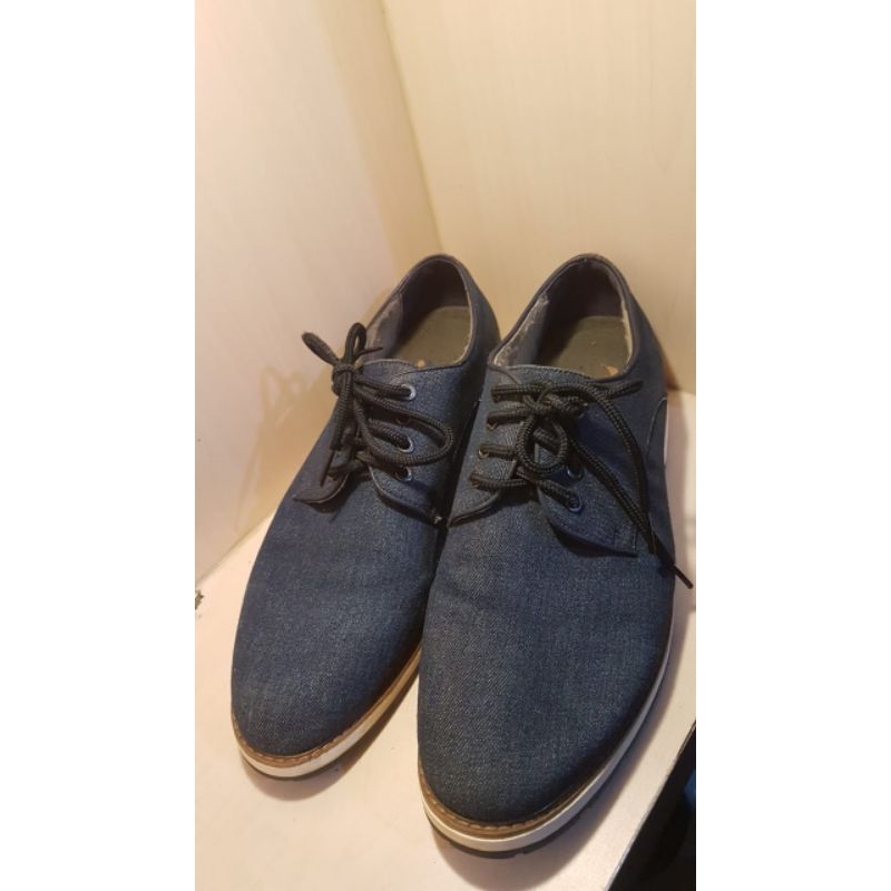 Sepatu second Pedro size 44