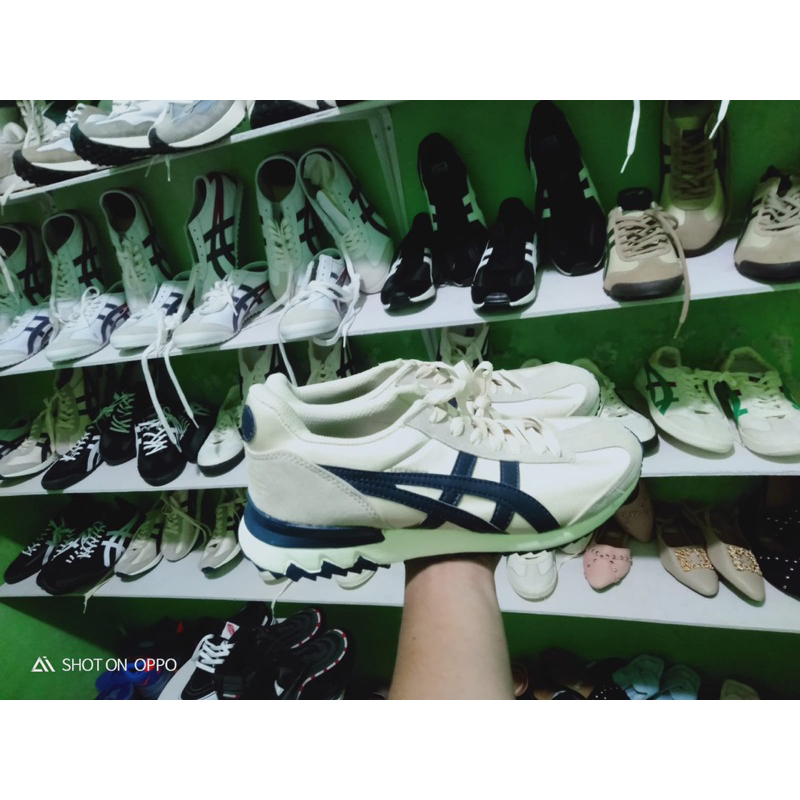 SEPATU ONITSUKA TIGER CALIFORNIA