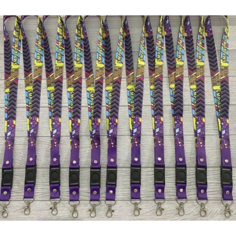 

Pusat Percetakan Tali id Card Custom