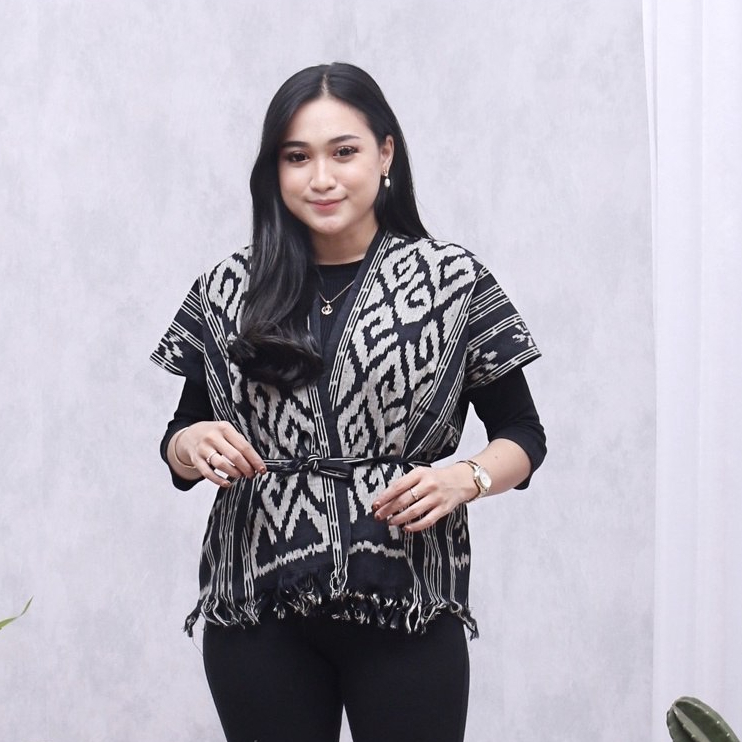 Amanda Outer Atasan Unisex Pria Wanita Oversize Tali Depan Tenun ikat Troso Tenun Songket Toraja Pri