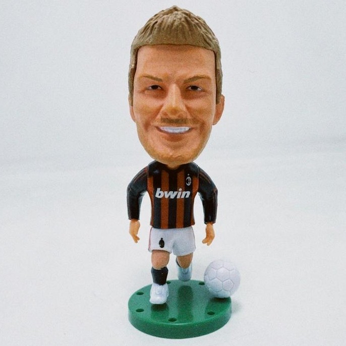 Action figure David Beckham AC Milan 2009 soccerwe new model